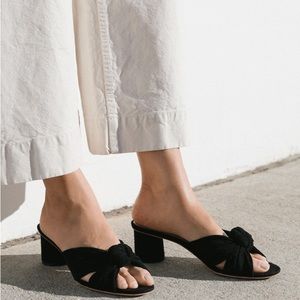 LOEFFLER RANDALL
Celeste Mid Heel Knot Slide